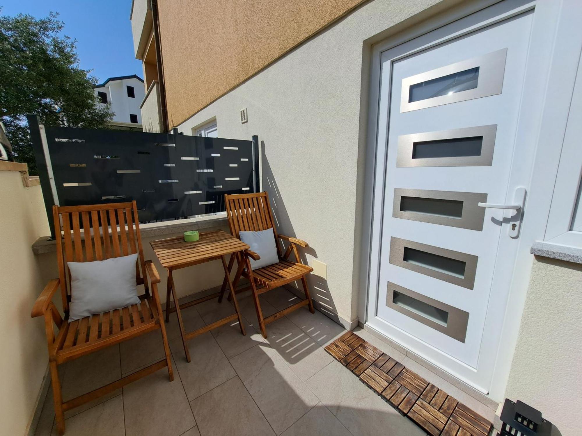 Ararita Apartment Krk Town